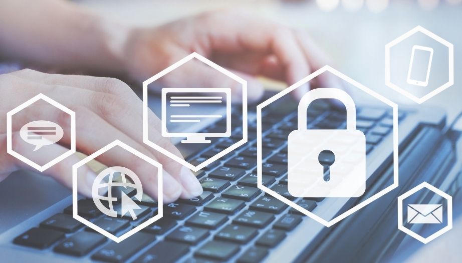 online doktor görüşmesi güvenli mi, online doktor görüşmesi, internetten doktor, tele-sağlık, online sağlık görüşmesi, doktorla online konuşma, online sağlık hizmeti, internetten muayene, online muayene güvenliği, online doktor randevusu